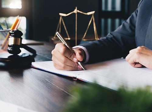 avocat contrat commercial